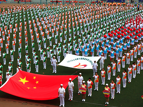 适合运动会穿的衣服应该如何选择