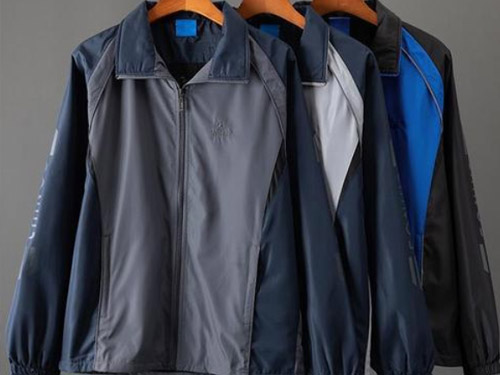 运动夹克衫的简易搭配方法有哪些